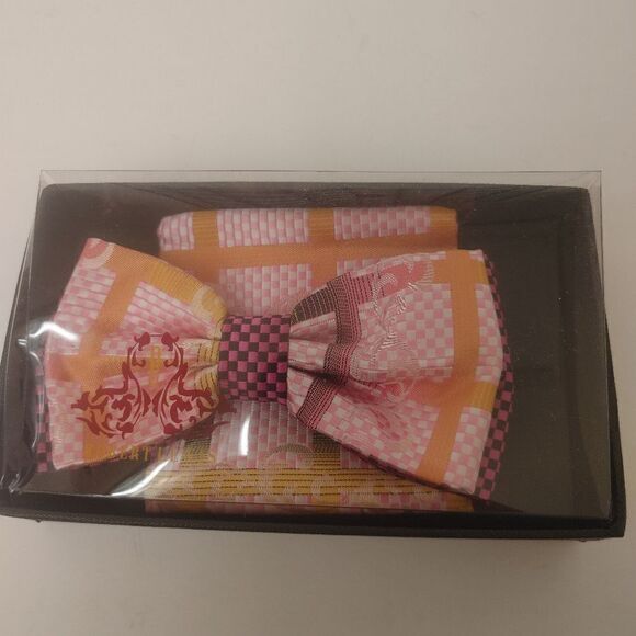 ROBERT LEWIS MEN'S BOWTIE AND POCKET SQUARE SET. - Picture 4 of 4